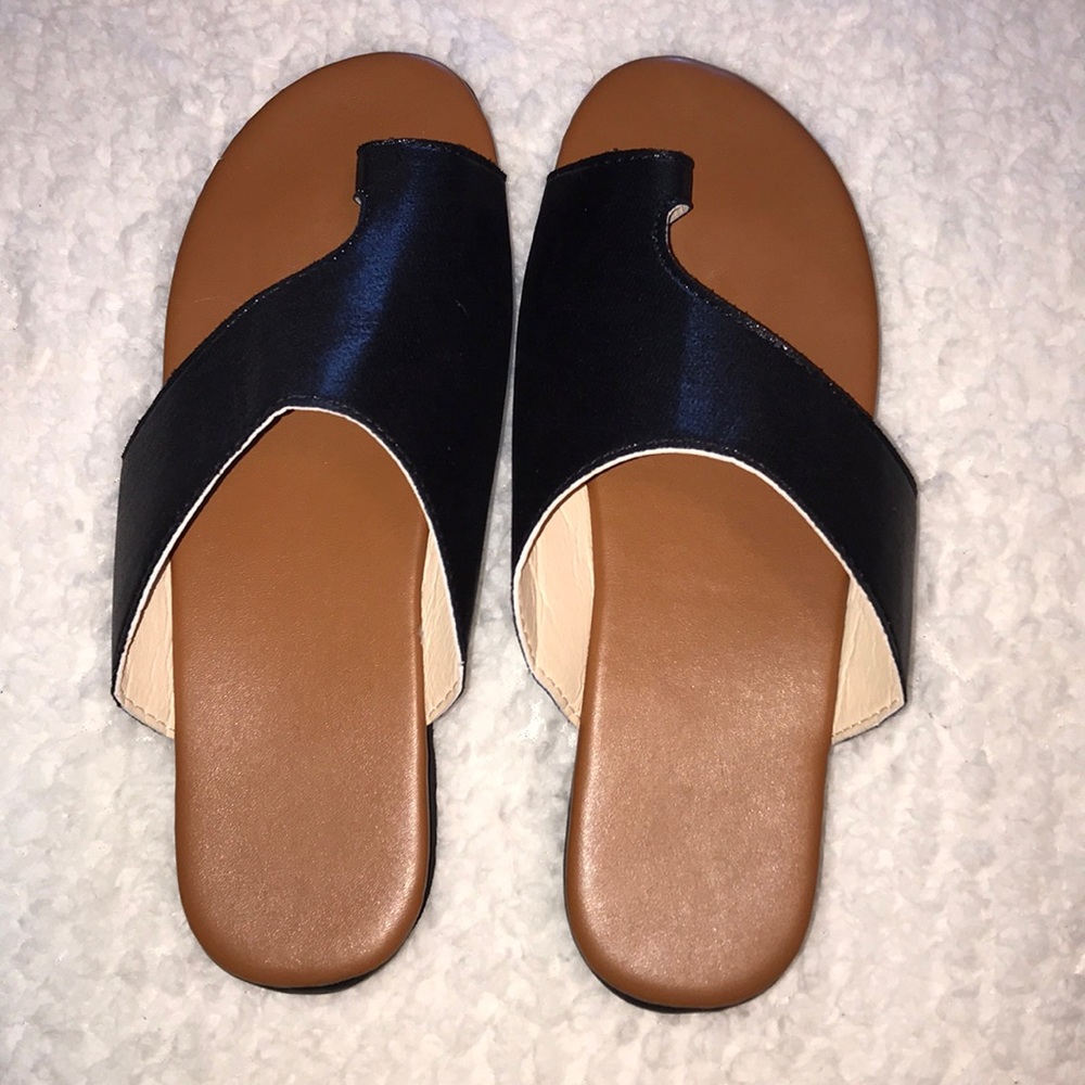 Super Cute Black Sandles ⭐️⚡️